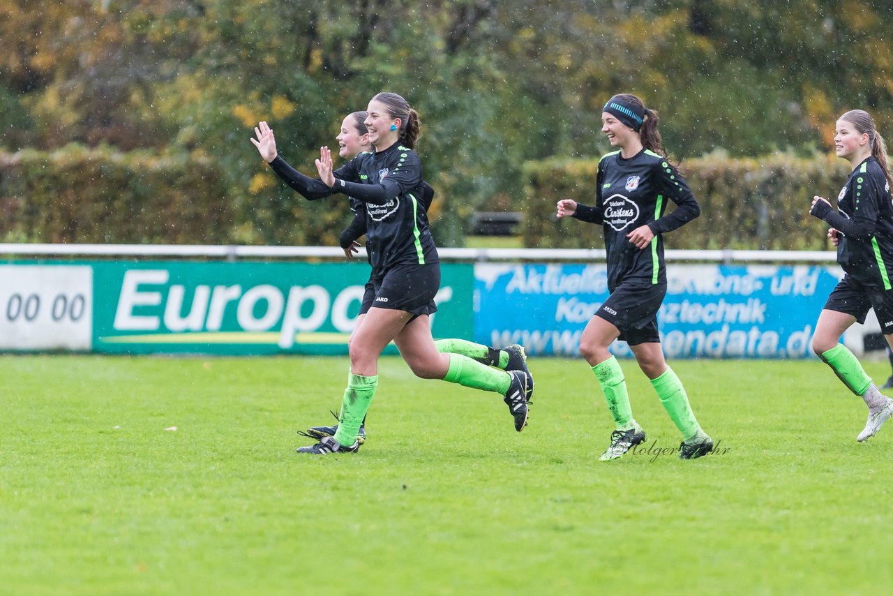 Bild 131 - wBJ SV Henstedt Ulzburg - FSG Oldendorf Itzehoe : Ergebnis: 1:5